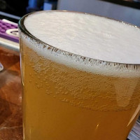 Yī Téng Jiǔ Yòu Wèi Mén Yǔ Zhì Běn Diàn Getränk