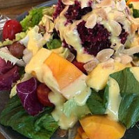 Mù Yáng Shǎo Nián Kā Fēi Chá Jiǔ Guǎn food