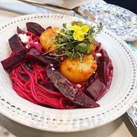 Infiniti C By October food