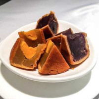 Gǔn Dé Xǐ Gōng Tíng Huǒ Guō Xiǎo Chǎo food