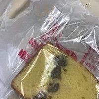 Dòu Dòu Miàn Bāo Xī Bǐng Kuí Fāng food