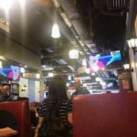 Cǎo Gēn Shí Táng inside