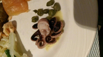 ‪essence‬ food