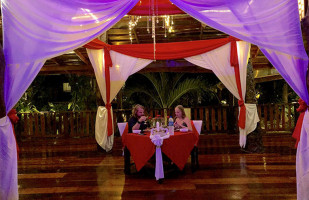 Phi Phi The Beach Resort พีพีอันดามันบีชรีสอร์ท Innen