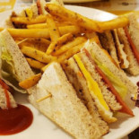 Q Burger Yonghe Xinyi Essen