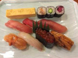 Lián Chí Wán Wàn Shòu Sī Essen