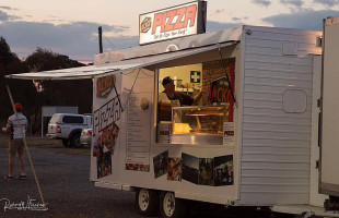 Jacko’s Pizza outside