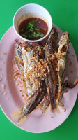 Chalongchai Pla Phao food