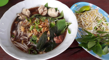 ร้านลัดดา อาหาร Essen