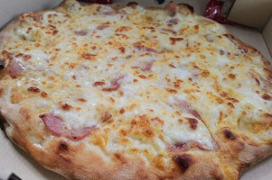 พิซซ่าหน้าบ้านชลบุรี Essen