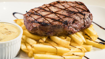 Sienna Marina food