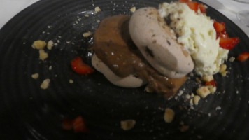Casay on the Beach food