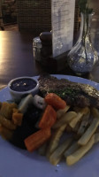 The Old Fig Tree food