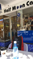 Half Moon Cafe outside