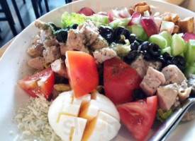 Tavola Yì Shì Pī Sà food