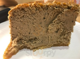 Kōng Zhōng De Yú Rǔ Lào Dàn Gāo food