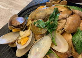 Qiǎo Yàn Yú Fāng food