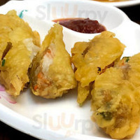 Wú Yì Xìng Hé Zǐ Jiān food