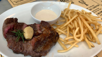 Le Blanc food