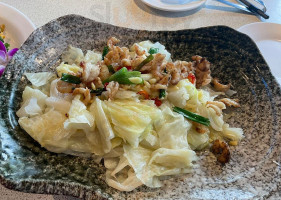 Qī Gǔ Shuǐ Chǎn Hēi Pí Shí Táng food