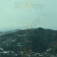 Jī Lóng Zhǎng Róng Guì Guān Jiǔ Diàn outside