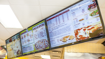 Yì Fēi Yào Shàn Kā Fēi Guǎn Speisekarte