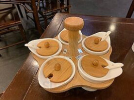 Kuí Yuán Guǎn Jiě Fàng Lù Zǒng Diàn food