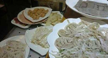 Hòu Yuàn Pí Jiǔ Kǎo Ròu food