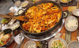 Kko Kko Dakgalbi Chuncheon food