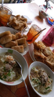 Soto Kwali Daging Sapi Gobyos food