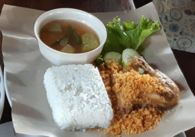 Ayam Kremes Bu Tjondro Bsd food