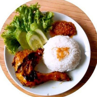 Ayam Bakar Juara Pamulang food