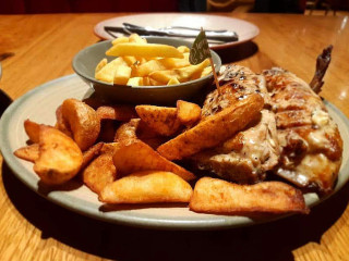 Nando's The Mall World Trade Center