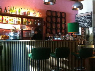 しゃぶしゃぶ Tíng Yī