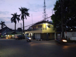 Warung Ayam Geprek, Soto Koya, Bakso Mie Ayam
