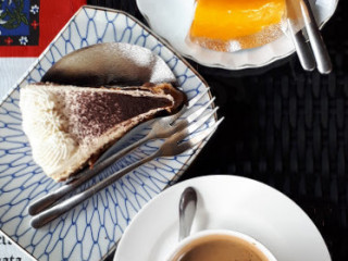 คาเฟ่ คีรี