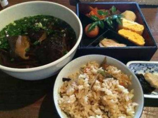 Liù Bīng Wèi Chá Wū Qiān 々 Shí Diàn